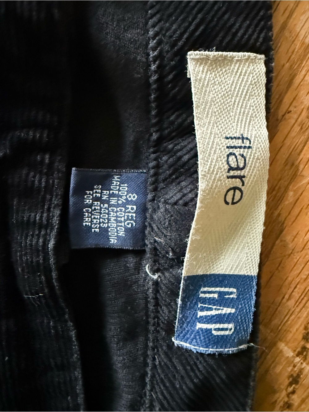 GAP Black Corduroy Wide-Leg Jeans - Picture 2 of 3
